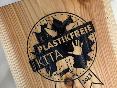 Holzplakete Zertifikat Plastikfrei