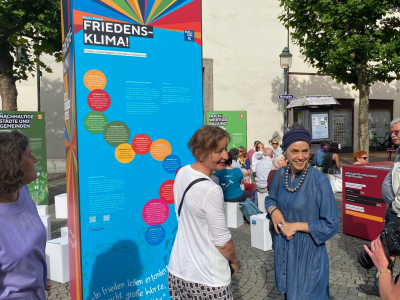 Ausstellung Friedensklima auf dem Moritzplatz