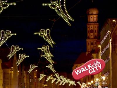 Lichterdeko in der Augsburger Maximilianstraße 