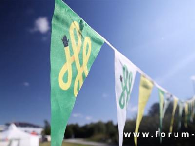 Fahnen der future fair in Aichach 2024.