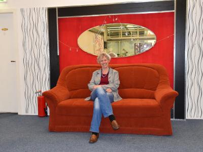 Sabine Pfister, Wohnzimmer im Schwabencenter, Augsburg,Foto Cynthia Matuszewski 