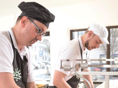 Im Cumpanum wird an Ort und Stelle gebacken. Alle Backwaren sind echtes Handwerk und mit biozertifizierten Zutaten hergestellt. Foto: André Heuck