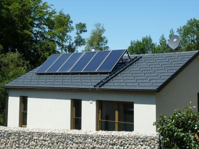 Foto: Birgit Schott, Energieberatung Augsburg, Saniertes Haus mit Solarthermie, 