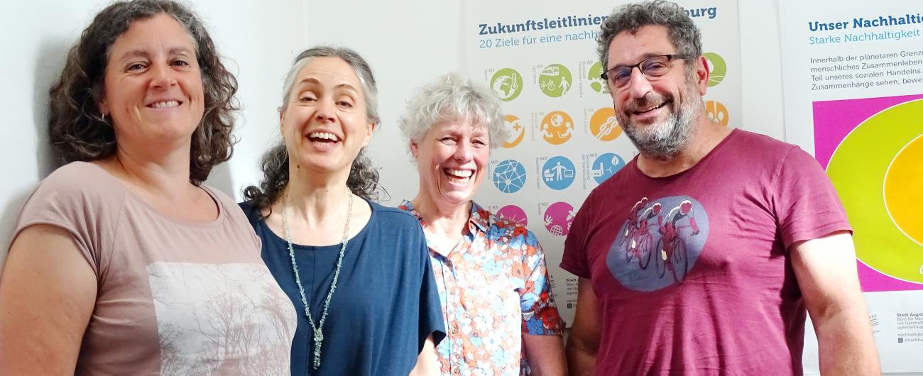 Das Team der vier Sprecher*innen der Lokalen Agenda 21 Augsburg. Sylvia Schaab, Anne Schuester, Sabine Pfister, Tom Hecht. Bild: Norbert Stamm