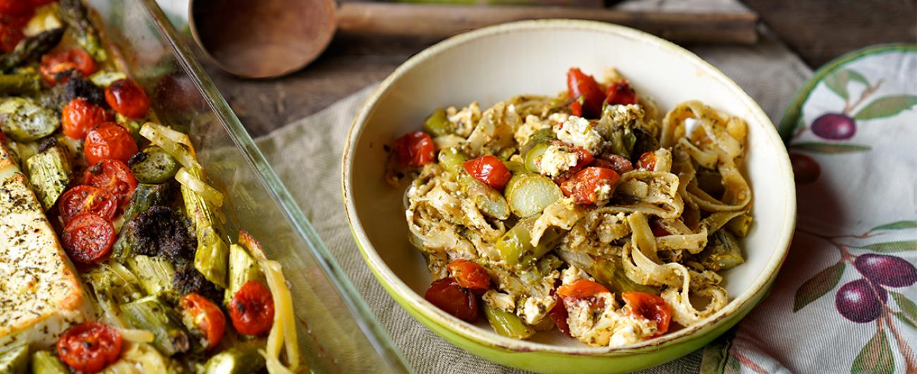 One-Pot Pasta mit Spargel, Rezept von der Rollenden Gemüsekiste, Bild von Oekokiste.ev