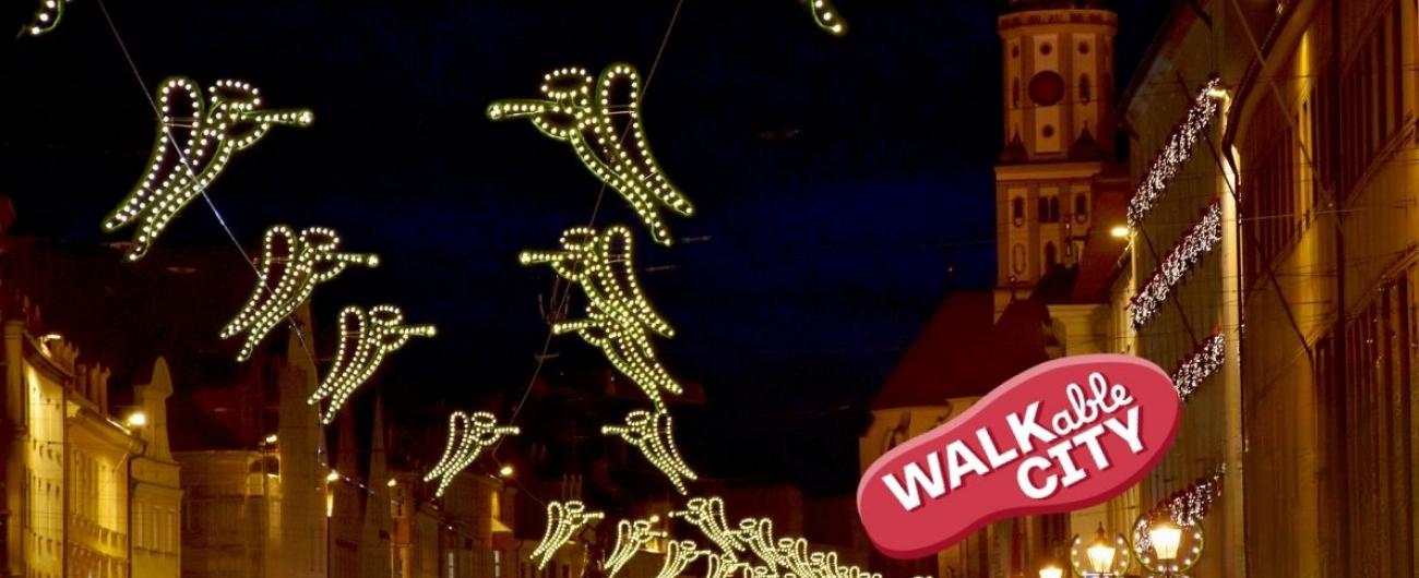 Lichterdeko in der Augsburger Maximilianstraße 