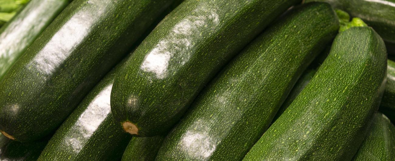 reife Zucchinis, kochen, Bild von freepik