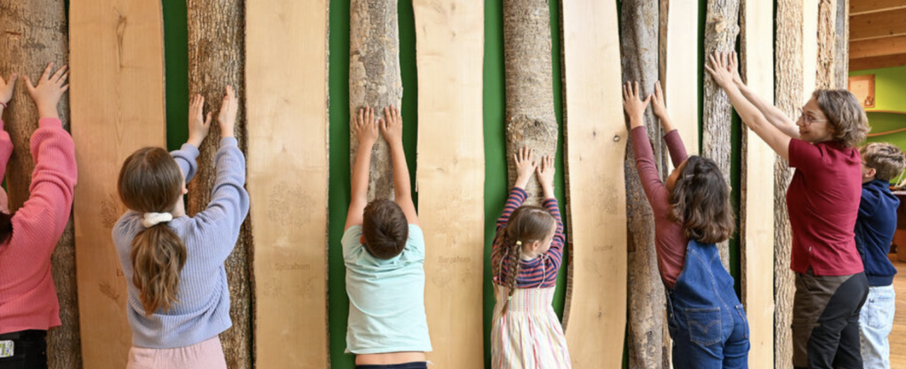 Kindergeburtstag im Waldpavillon. Foto: Ruth Plössel/Stadt Augsburg