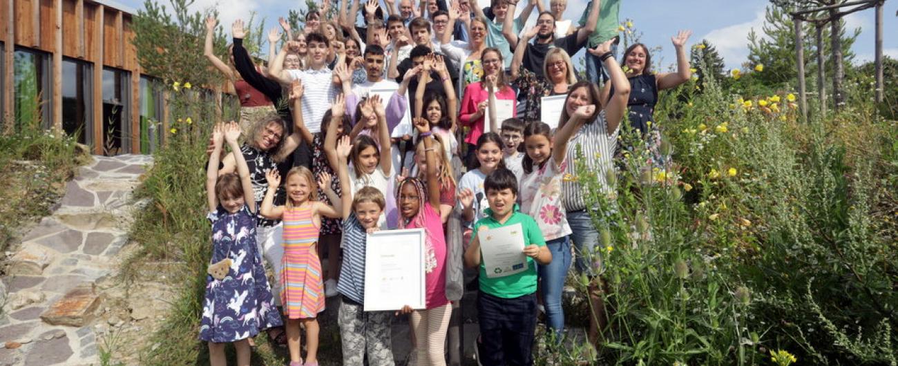 Die Luitpold-Grundschule, das Jakob-Fugger-Gymnasium und die FOS/BOS haben für ihr Engagement für die Umwelt den Prima-Klima-Preis 2024 bekommen. 