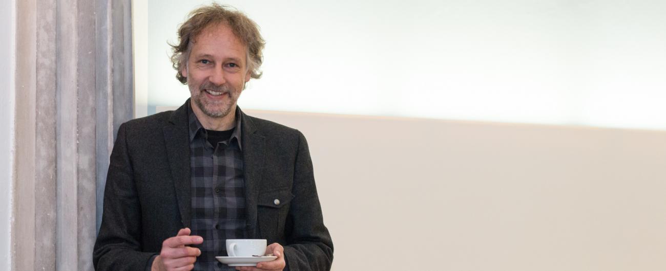 Dr. Norbert Stamm, Leiter des Büros für Nachhaltigkeit und Geschäftsstelle Lokale Agenda 21 der Stadt Augsburg. Foto Regine Laas