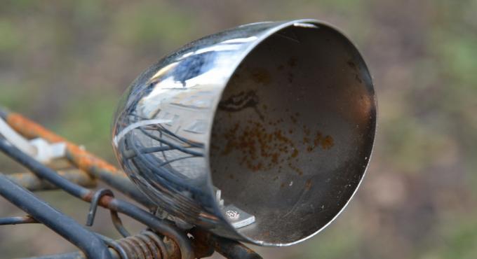 Fahrrad-Check, defektes Frontlicht. Foto Cynthia Matuszewski
