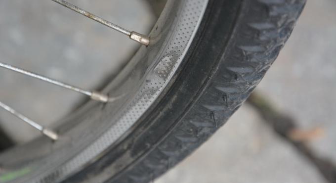 Fahrrad-Check - beschädigte Felge. Foto: Cynthia Matuszewski