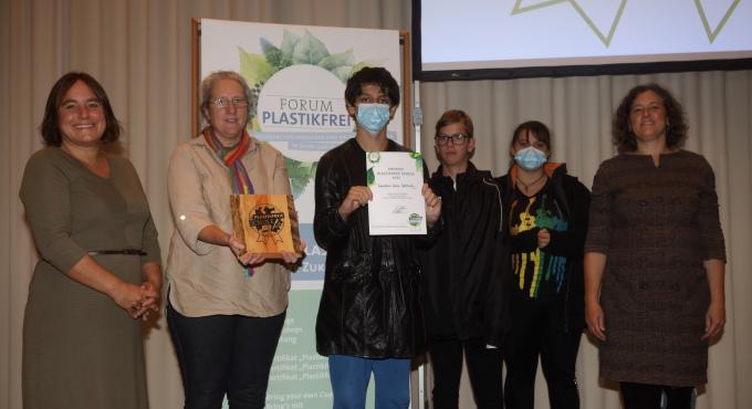 Zertifikatsübergabe "Plastikfreie Schule" an Franziskusschule Gersthofen