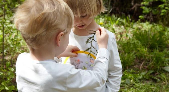 Schon kleine Kinder finden schöne Bilder