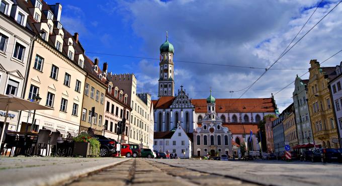 Die Kirchen St. Ulrich und St. Afra in Augsburg. Foto: Raphael Wolf, Regio Augsburg Tourismus GmbH