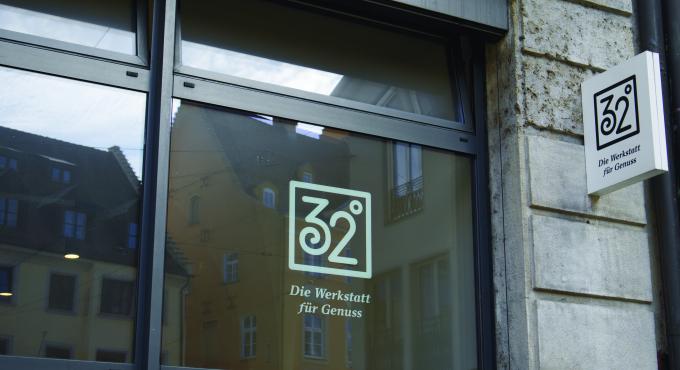 Das Logo des 32 Grad