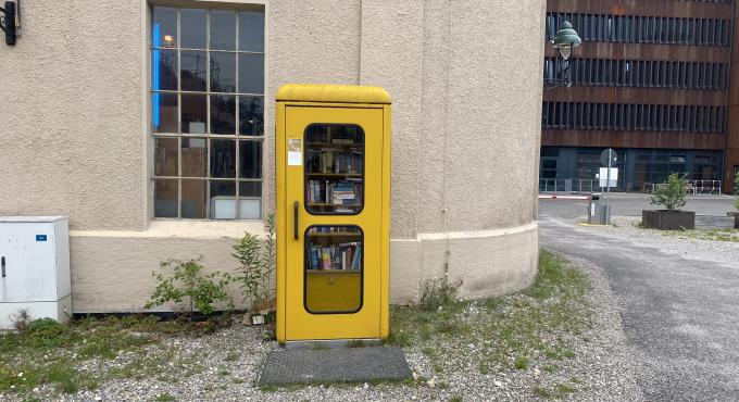 Öffentlicher Bücherschrank im Gaswerk, Augsburg