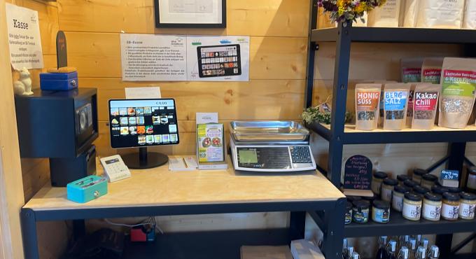 Der Kassenberich im SB-Häuschens Alte Schäferei - Bioland-Hof Förg in Bergheim.