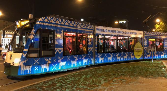 Christkindl-Tram, Stadtwerke Augsburg, ÖPNV, Ökostrom,  Fotos: swa/Caroline Reili