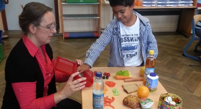 Die Bio-Pausenbrot-Aktion des Gesundheitsamtes der Stadt Augsburg macht Lust auf gesunde Pausensnacks. Foto: Stadt Augsburg