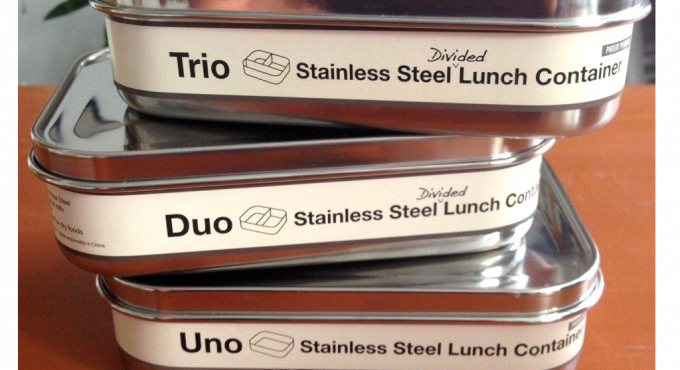 Boxen aus Edelstahl. Foto Sylvia Schaab