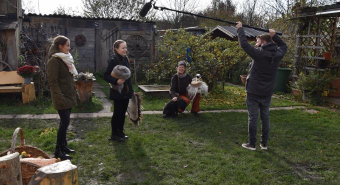 Dreharbeiten, CityFarm Augsburg, Augsburg, nachhaltiger Warenkorb. RENN süd, Foto: Cynthia Matuszewski