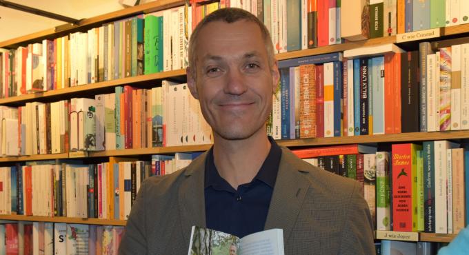 Lifeguide Augsburg,Augsburg, Lifeguide,  Release-Party, nachhaltiger Reiseführer, postcode Lotterie, Nicolas Liebig, Foto: Cynthia Matuszewski.