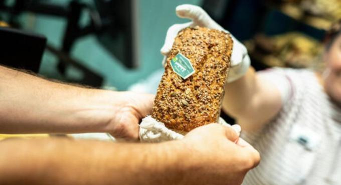 Greenpeace Augsburg, Brot, Foto: Greenpeace Augsburg