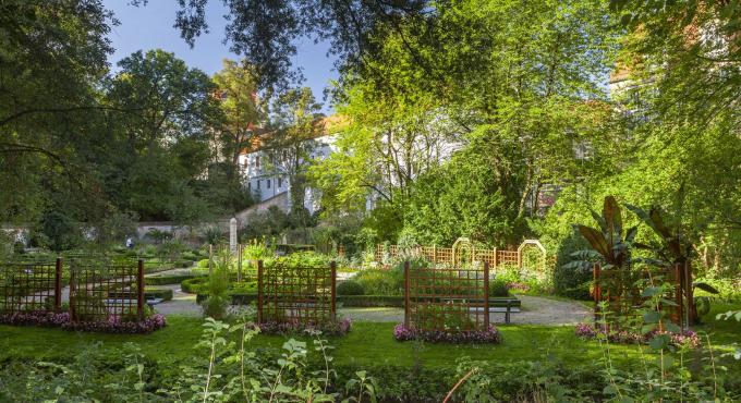 Augsburg, Oase in der Stadt,Kräutergarten, Foto: Norbert Liesz