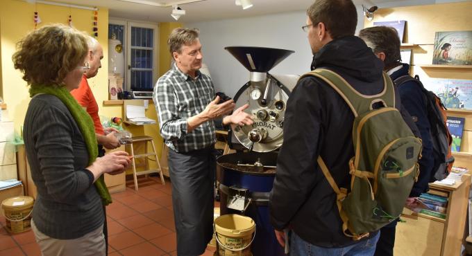 Weltladen, Kaffeerösterei, Lifeguide Tour, nachhaltiger Stadtrundgang, Regio Tourismus, Augsburg, nachhaltige Stadtführung, Lifeguide Augsburg, recup, Foto: Cynthia Matuszewski