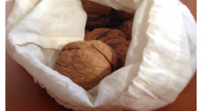 Obst, Gemüse oder Teigwaren können in Stofbeuteln transportiert werden. Foto: Sylvia Schaab