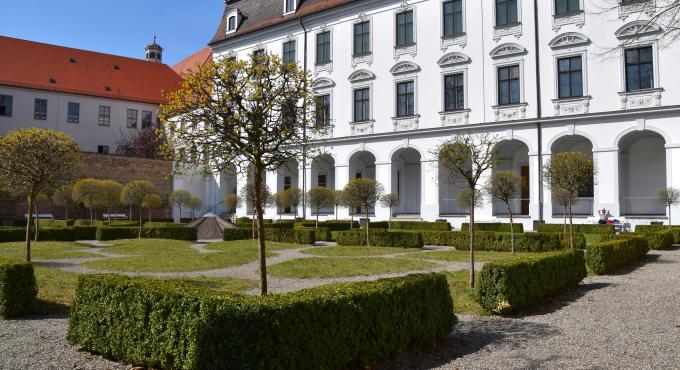 Schaezler-Palais, Augsburg, Rokoko-Garten, Grüne Oase, Ruheplatz, Innenhof, Patrizierhäuser Augsburg, Rokoko, Foto: Cynthia Matuszewski