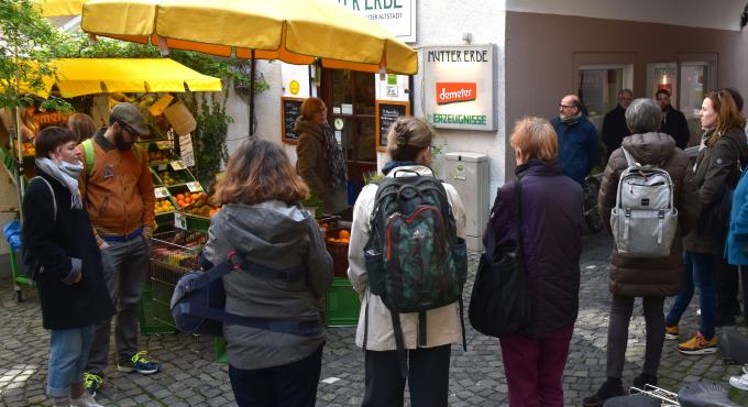 Mutter Erde, Bioladen, Lifeguide Tour, nachhaltiger Stadtrundgang, Regio Tourismus, Augsburg, nachhaltige Stadtführung, Lifeguide Augsburg, Foto: Cynthia Matuszewski