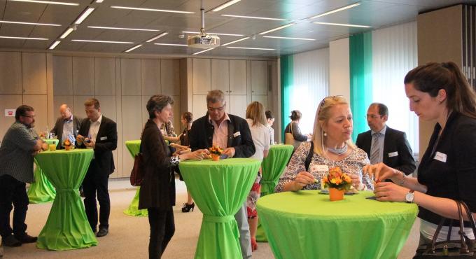 Dem Thema "Gesund am Arbeitsplatz widmete sich ein A³ Wirtschaftsdialog bei der AOK (Bild: Regine Laas)